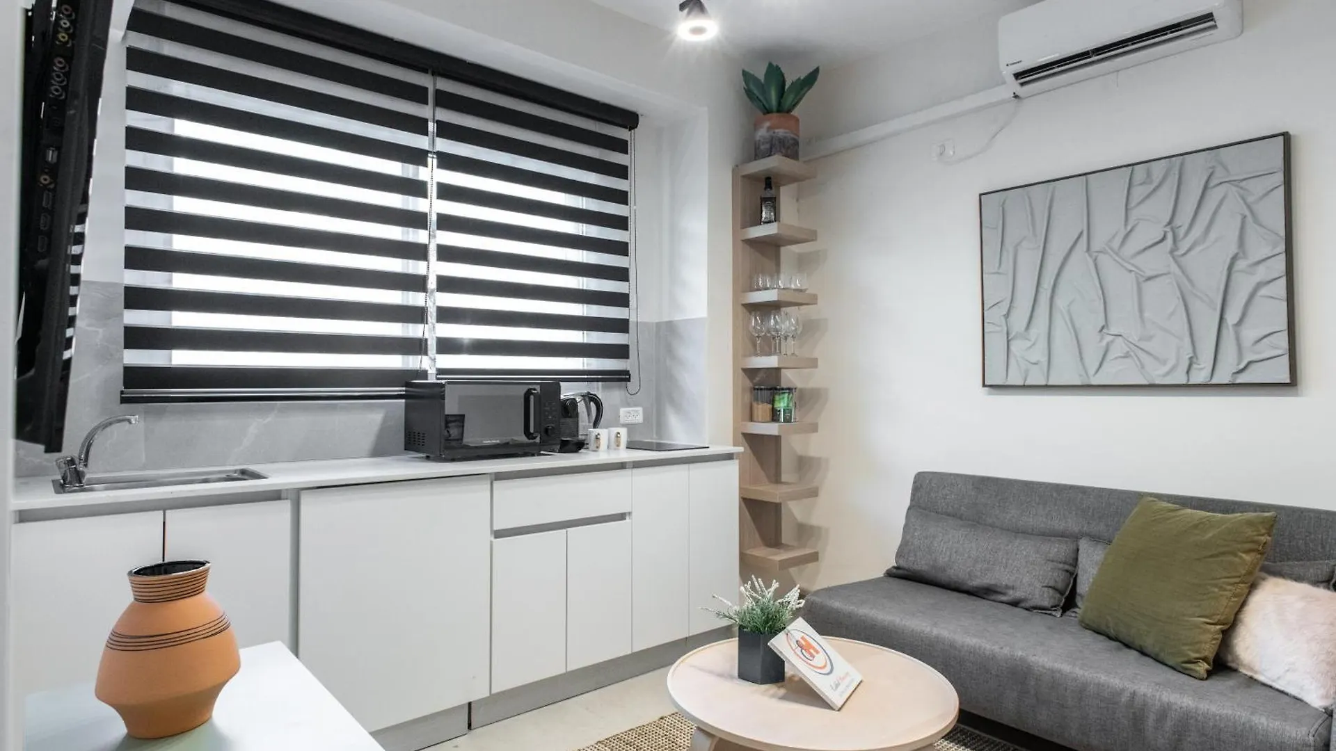 Eshkol Housing Haifa-Disraeli Urban & Business Boutique Apartments Complex  Hayfa